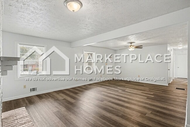 Building Photo - 4118 Ponderosa Dr SW