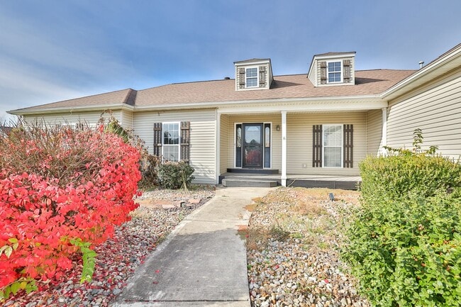 Building Photo - 3 Bedroom, 2 Bath House in Edwardsville