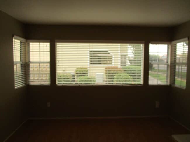 Building Photo - 2915 N Texas St