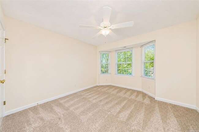 Building Photo - 3948 Penzance Pl