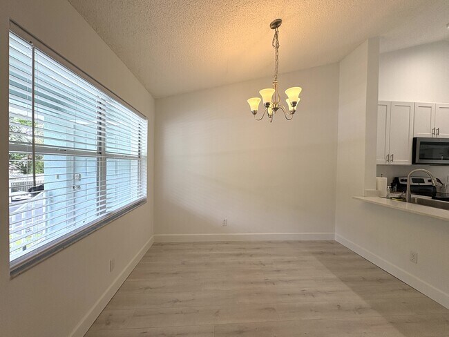 Building Photo - 133 Wading Bird Cir