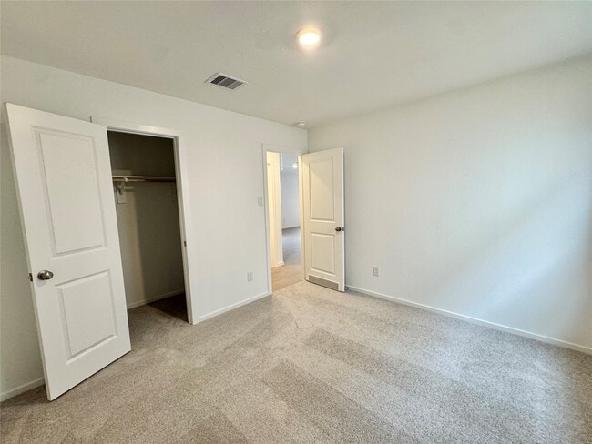 Building Photo - 14885 N Ascot Bnd Cir