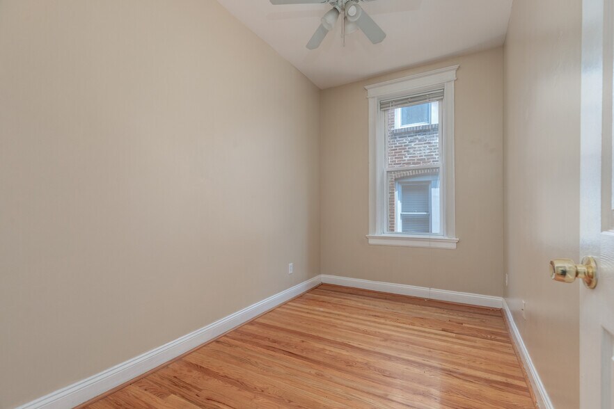 Building Photo - 6008 Washington Blvd