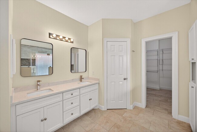 Building Photo - 20835 Cottage Cove Ln