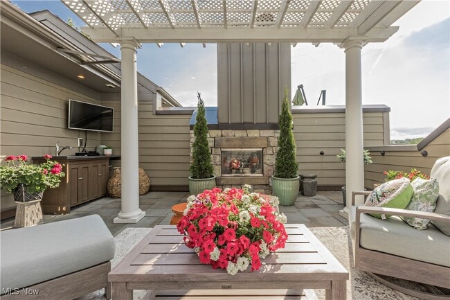 Building Photo - 38 W Orange St