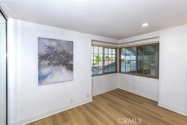 Building Photo - 1250 Kinglake Dr