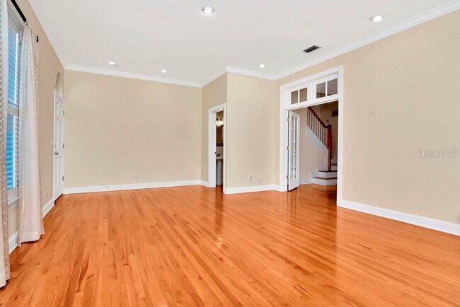Building Photo - 2408 W Jetton Ave
