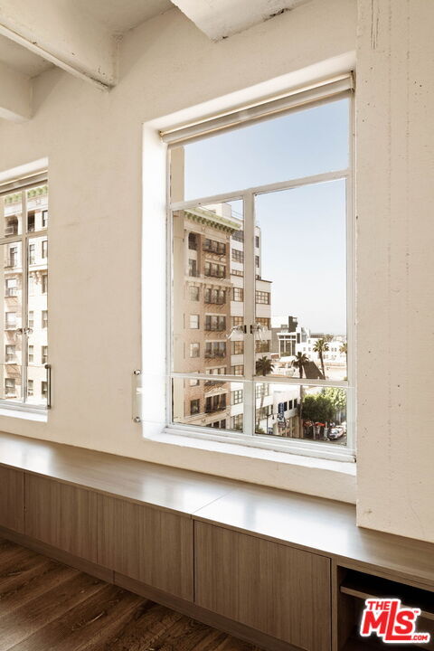 Building Photo - 6253 Hollywood Blvd