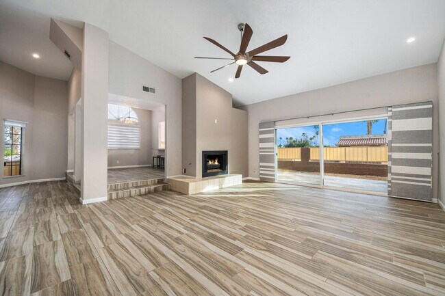 Building Photo - 46395 Ryway Pl