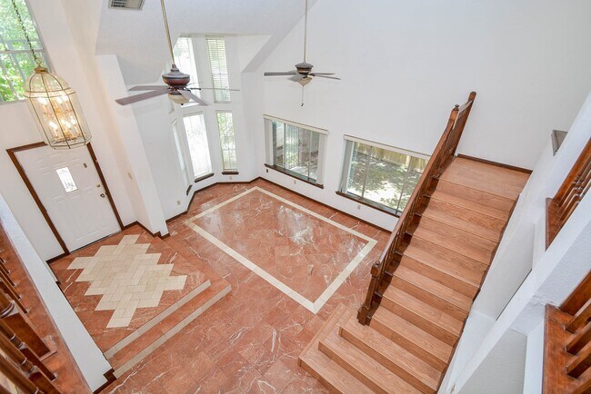 Building Photo - 1603 Beaconshire