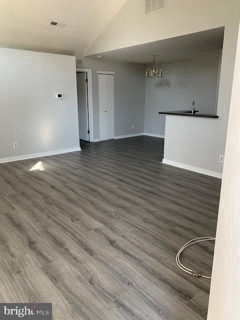 Building Photo - 805 Augusta Cir