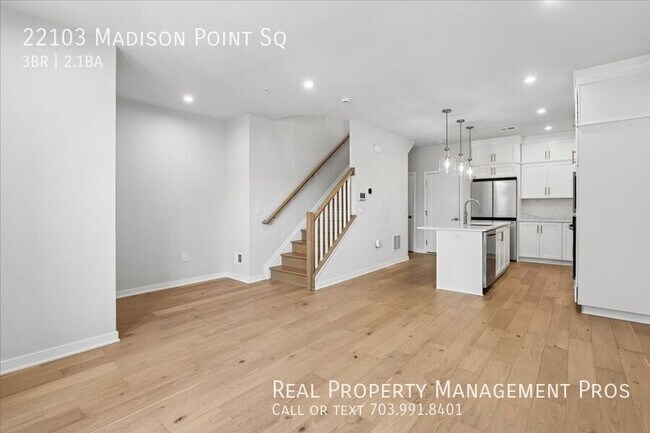 Building Photo - 22103 Madison Pt Sq