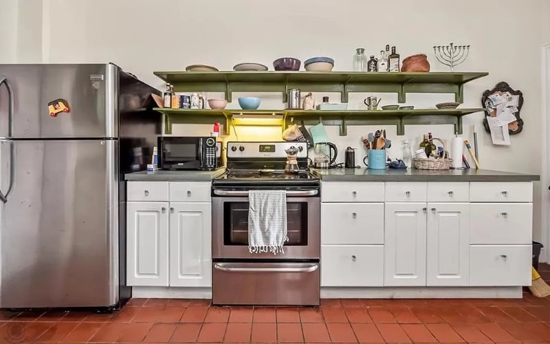 Building Photo - 227 E Garrison St