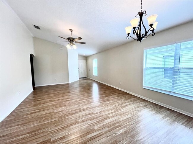 Building Photo - 10464 Blackmore Dr