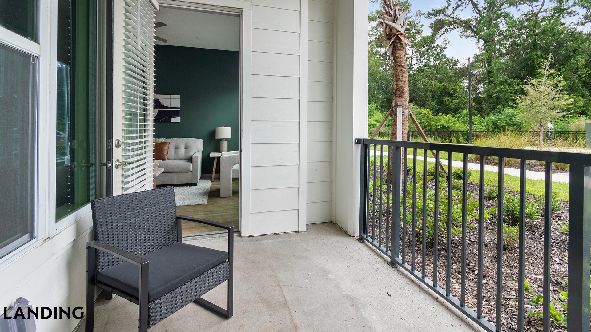 Building Photo - 7311 Baymeadows Way