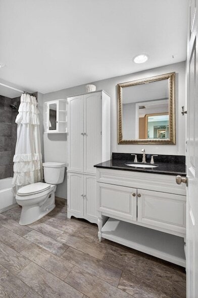 Building Photo - 112 Ocean Cove Dr