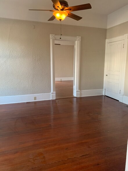 Building Photo - 2427 Vineville Ave