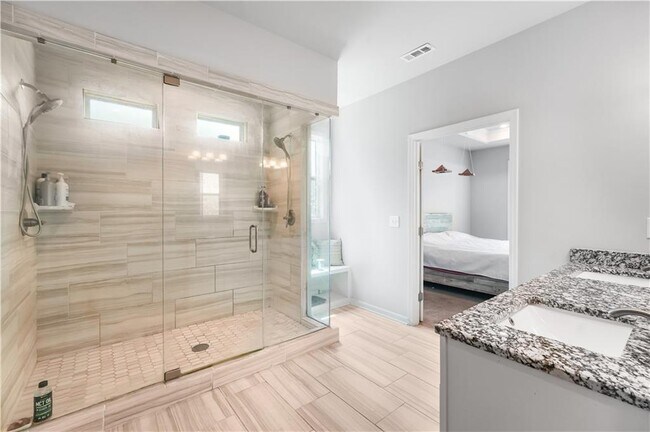 Building Photo - 3170 Andover Trl