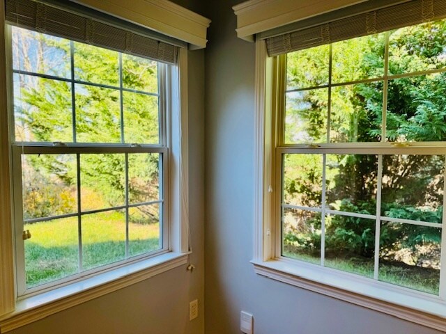 Building Photo - 50 Grove End Rd