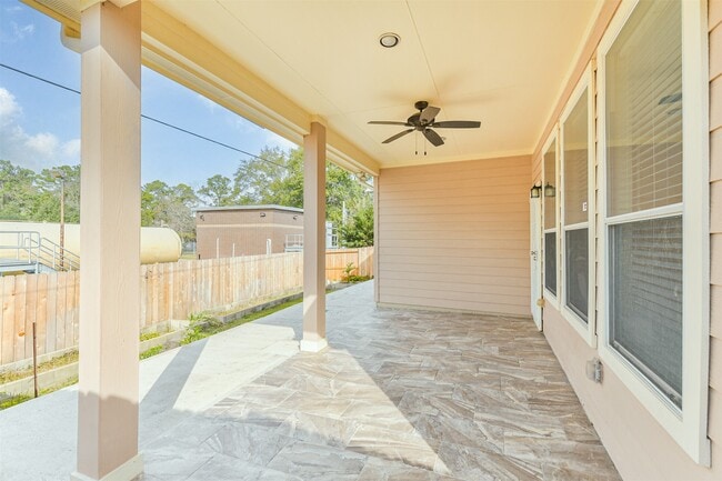 Building Photo - 13731 Cypresswood Crossing Blvd