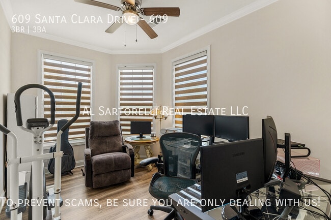 Building Photo - 609 Santa Clara Dr