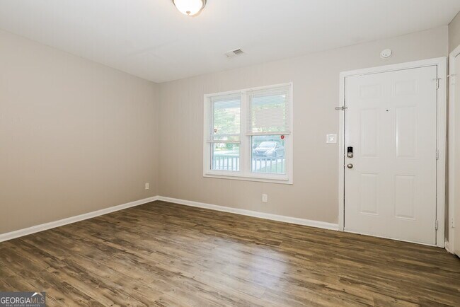 Building Photo - 8974 Sterling Ridge Ln