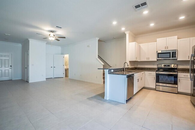 Building Photo - 30766 Veridian Wy