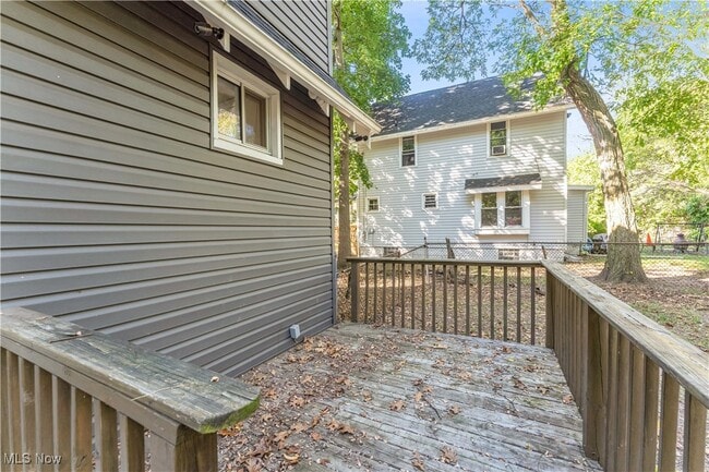 Building Photo - 671 Springdale St