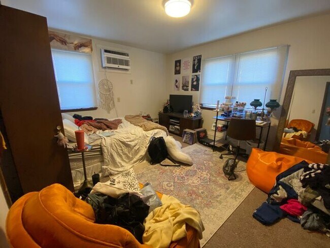 Building Photo - $1,300 | 2 Bedroom, 1 Bathroom Apartment | No Pets | Available for August 1st, 2026 Move In!