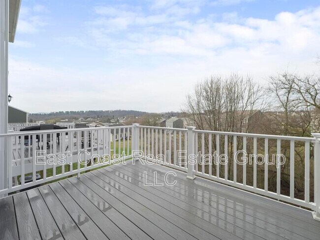 Building Photo - 11089 Gopher Dr N