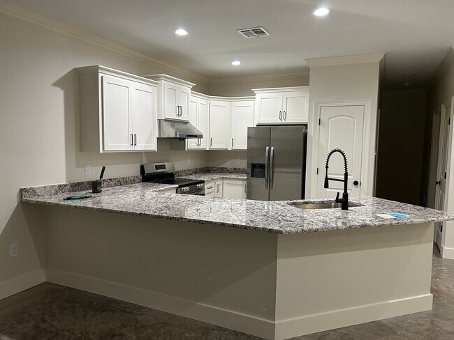 Building Photo - 101 Habersham Dr