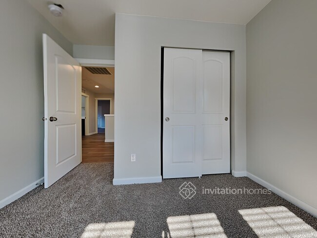 Building Photo - 1821 Cyrene Dr NW