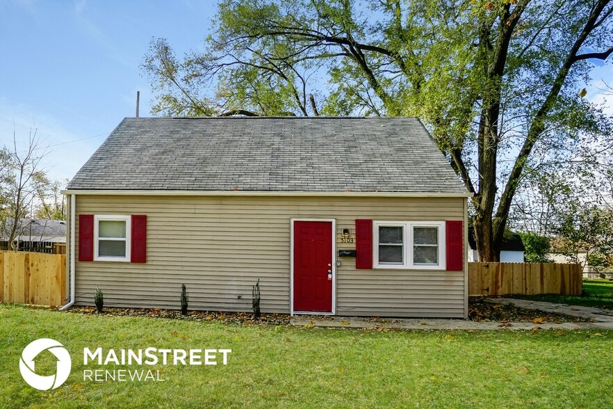 Primary Photo - 5103 Dimson Dr N
