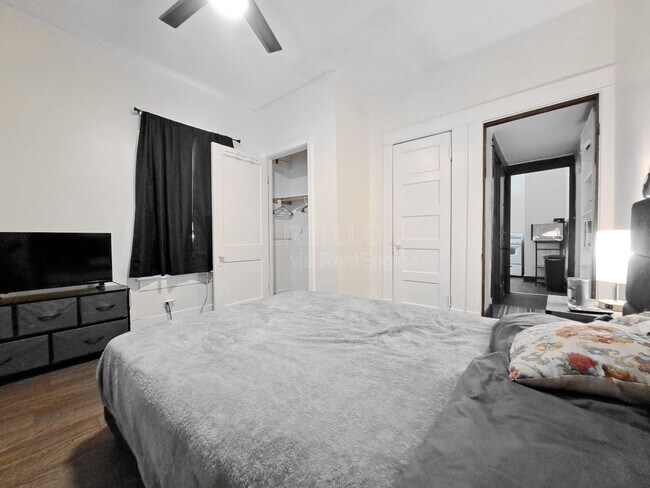 Building Photo - 1209 Central Ave