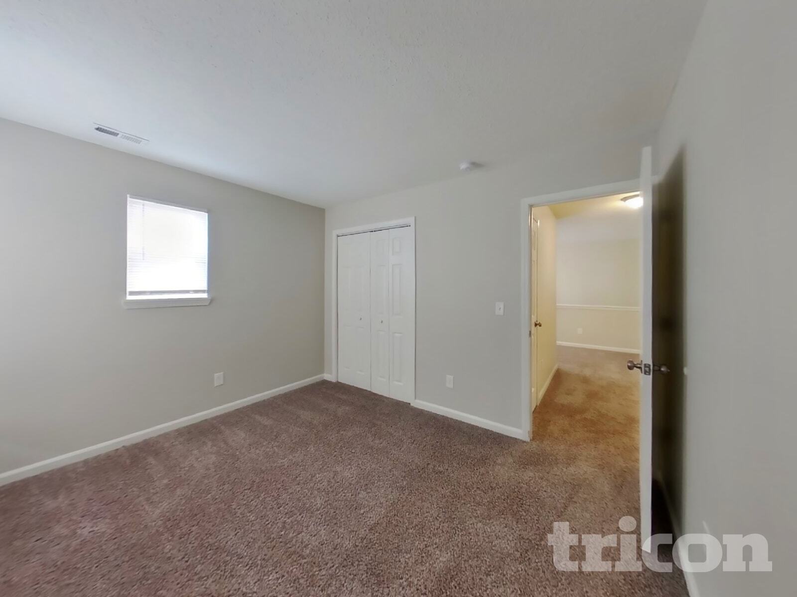 Building Photo - 594 Sun Ridge Blvd