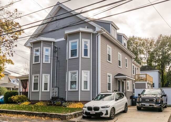 Primary Photo - 39 Gardner St