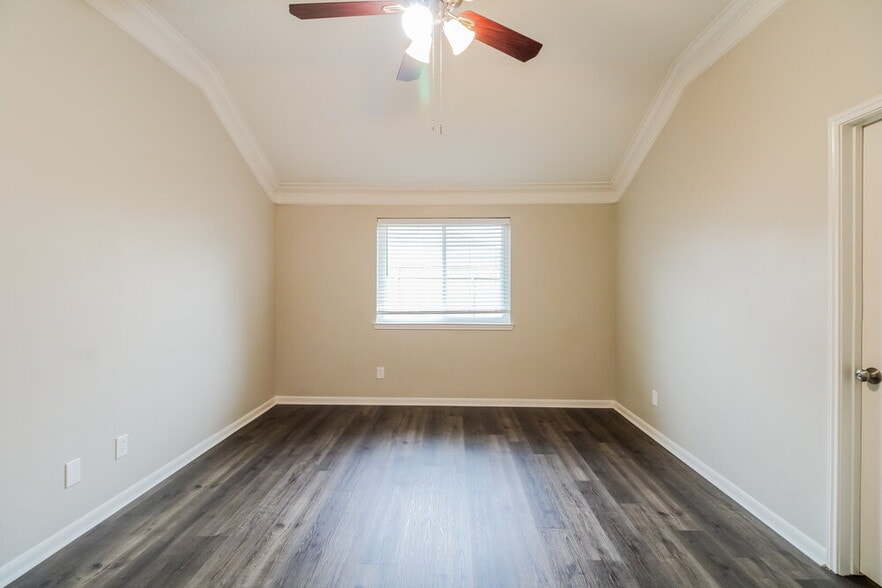 Building Photo - 3506 Pawnee Dr