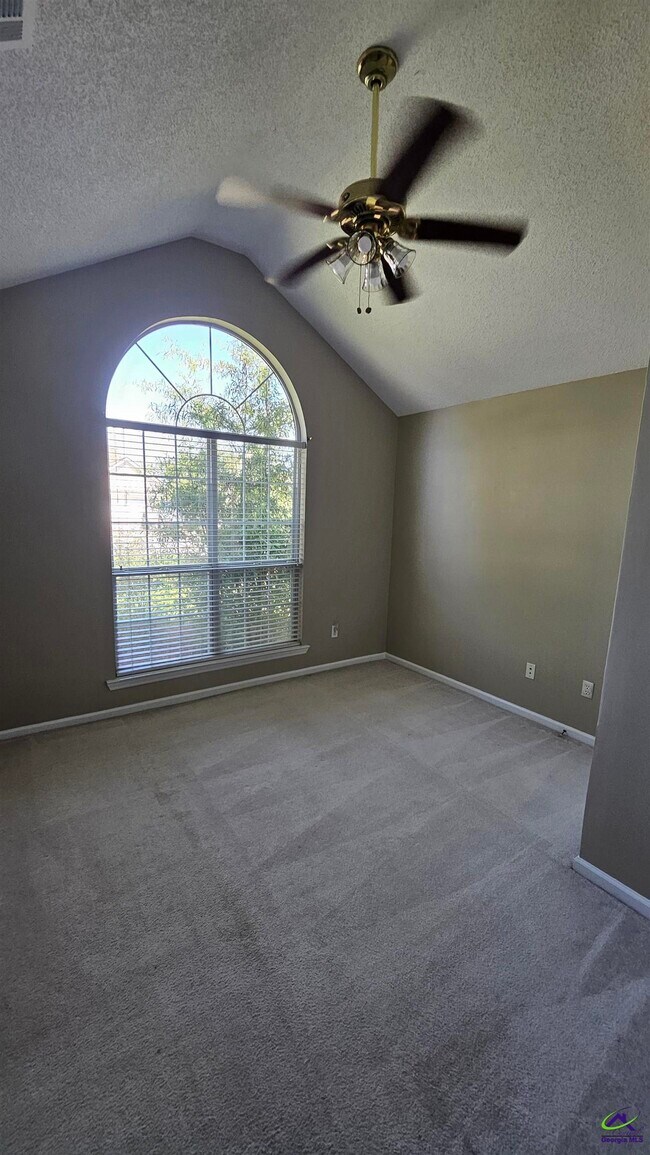 Building Photo - 110 Sheldon Ridge Ct