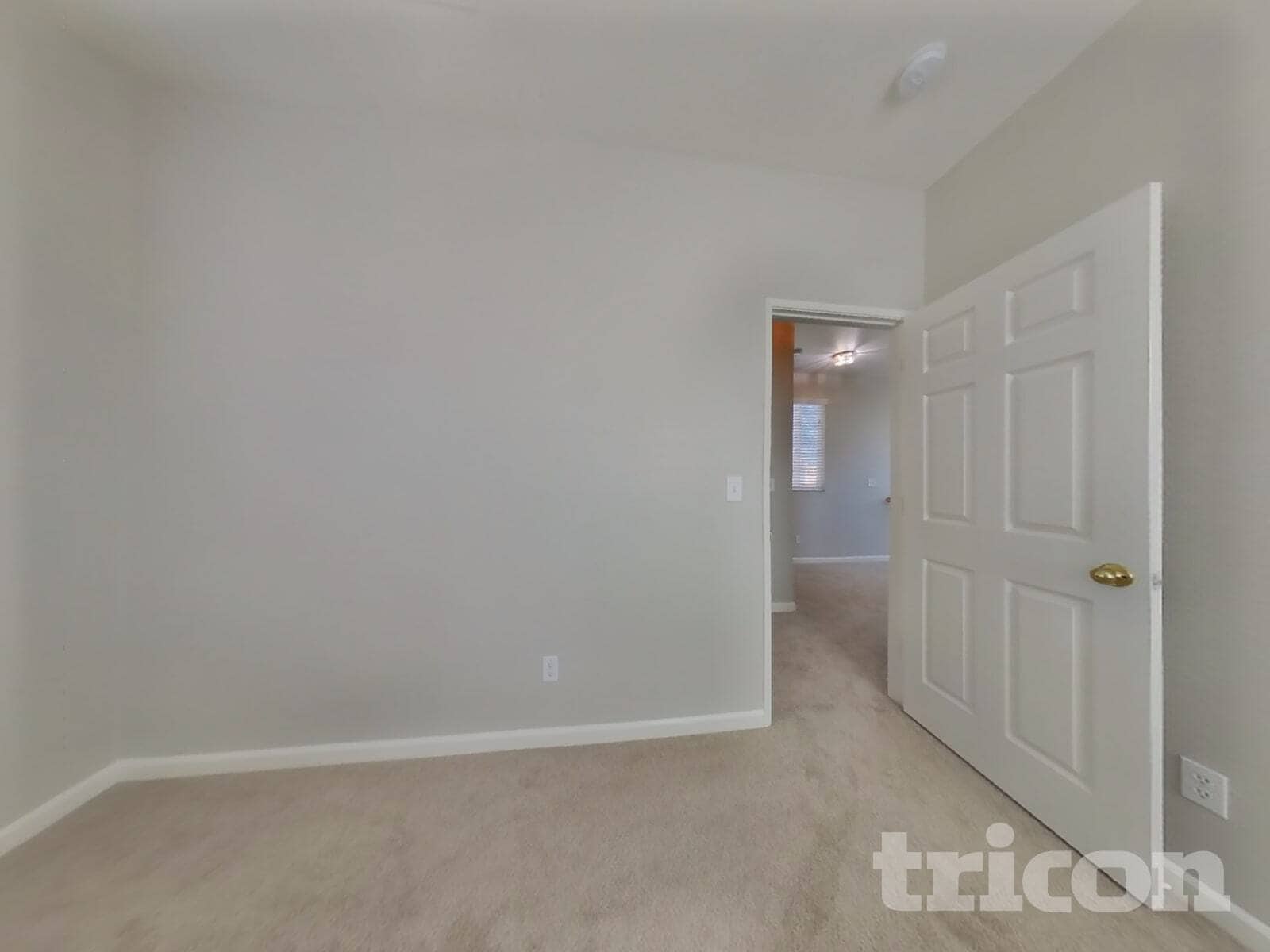 Building Photo - 1895 Bramblewood Dr