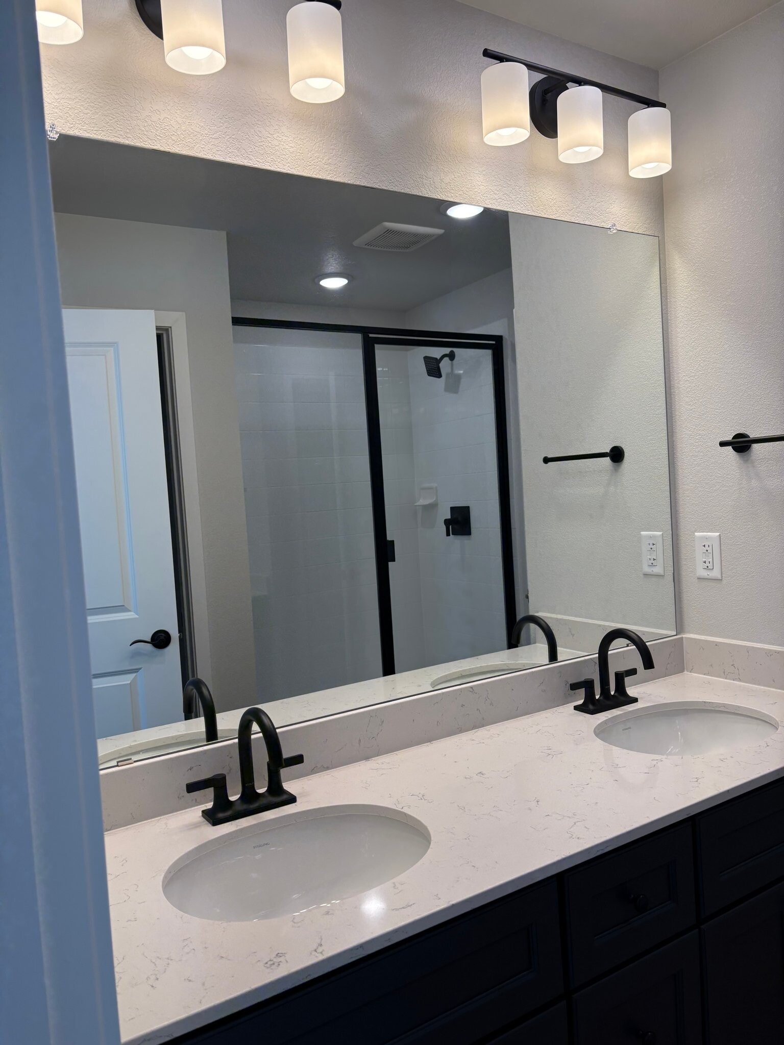 Building Photo - 9443 Danube St