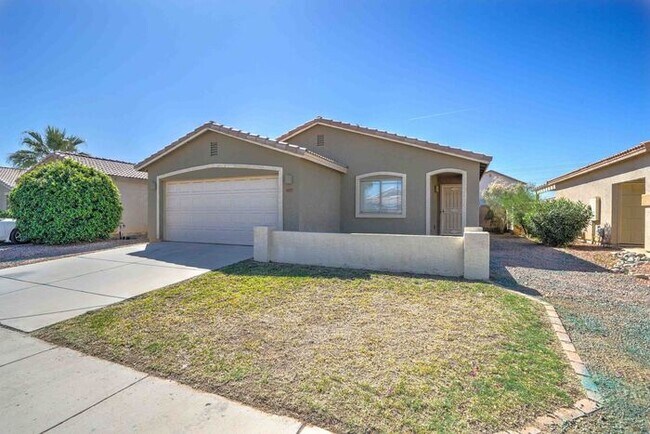 Building Photo - READY TO VIEW NOW! Spacious 3 Bed 2 Bath home in the Estrella Neighborhood