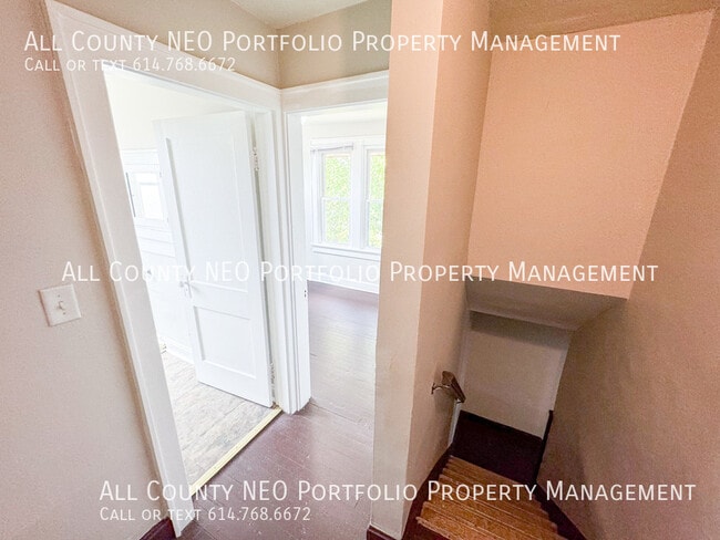 Building Photo - 21 N Wayne Ave