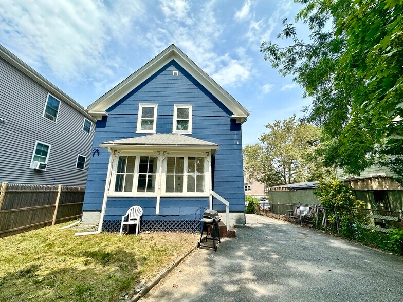 Building Photo - 170 Alabama Ave
