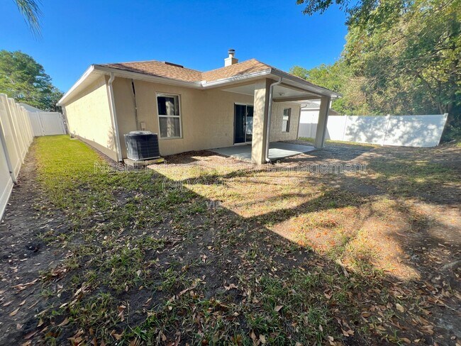 Building Photo - 2669 Lantana Lakes Dr E