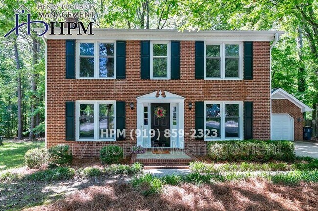 Primary Photo - 1104 Apache Ln