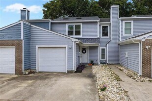 Building Photo - 2303 Merl Cir