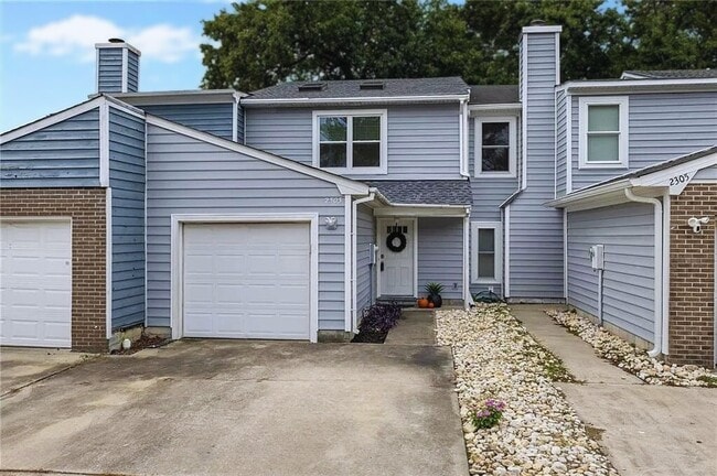 Building Photo - 2303 Merl Cir