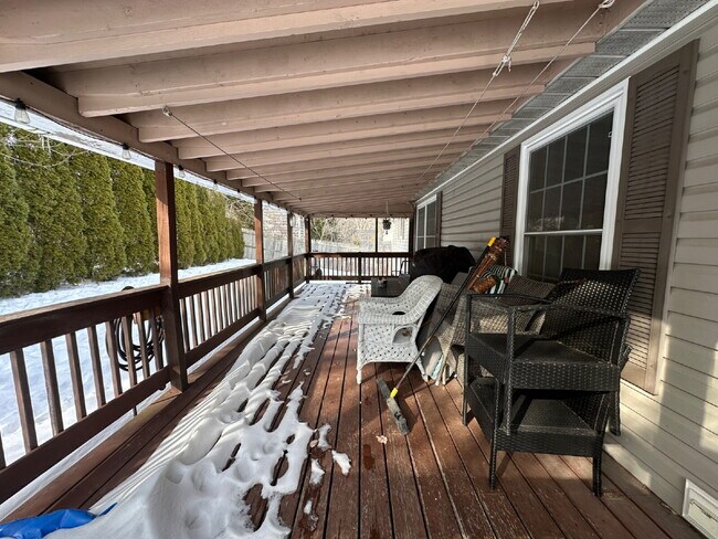 Building Photo - Executive-Style 3BR Single-Family Home on Quiet Dead-End Street – South Portland