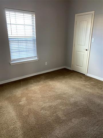 Building Photo - 906 Parkplace Ridge
