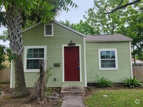 Building Photo - 5327 Avenue O